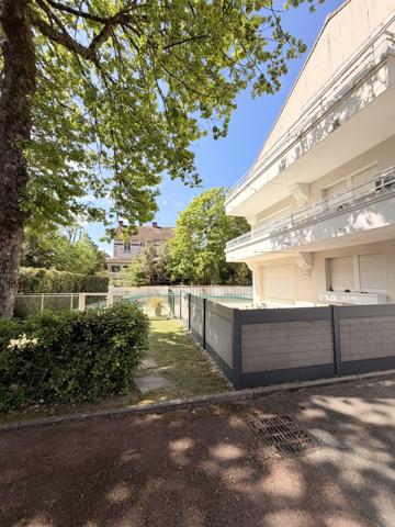Appartement
                                                                                                                                                                                                                                                                                                                        4 pièce(s)                                                                                                                                                                                                          3 chambre(s)                                                                                                                                                                                                          82.45  m²