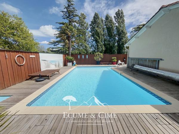 Maison familiale avec piscine