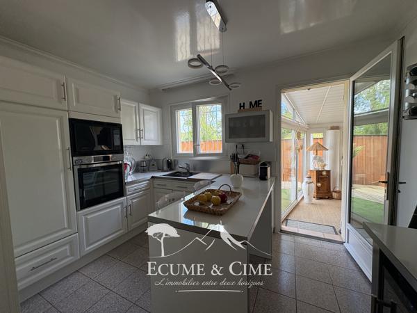 Maison familiale avec piscine