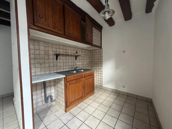 Location                                                      Appartement
                        
                     3 pièces                      46 m2                     à Villers-Cotterêts