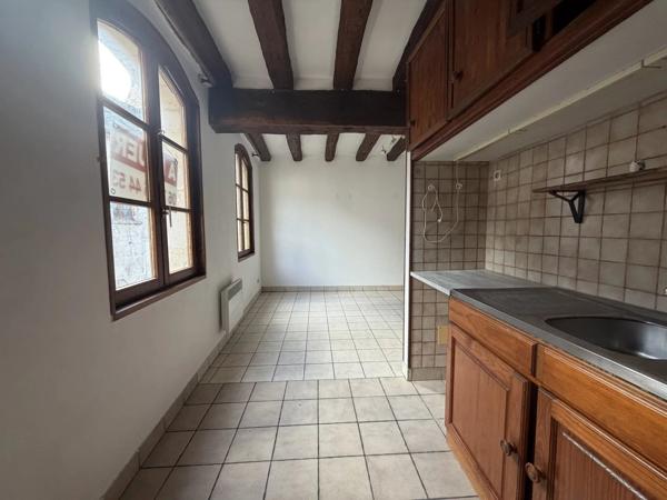 Location                                                      Appartement
                        
                     3 pièces                      46 m2                     à Villers-Cotterêts