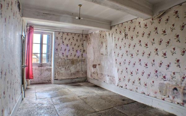 Maison à vendre    3 pièces •  Foissy