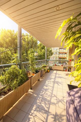 Marseille (13008) TYPE 4 Michelet Luce