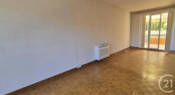 Maison à vendre  4 pièces - 129,50 m 2   DESERTINES  - 03