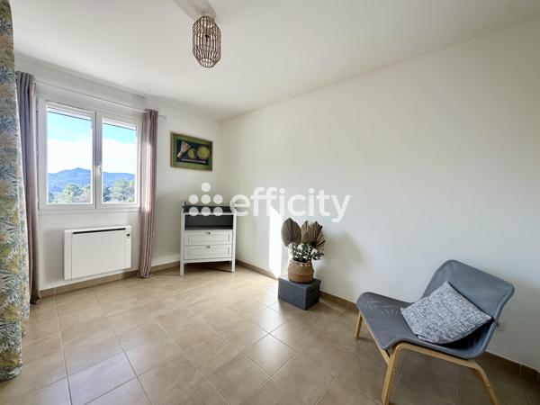 Maison 5 pièces - 114 m² Exclusivité efficity