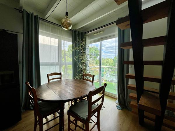 Appartement meublé T2 bis avec mezzanine.