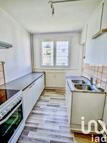 Appartement 3 pièces de 62 m² à Contrexéville (88140)