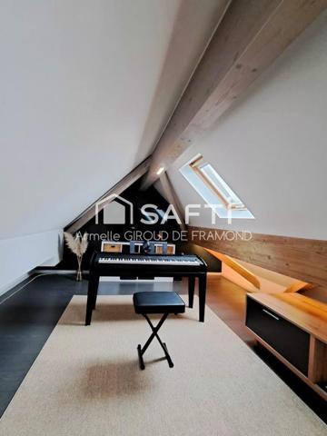 Située à Kembs (68680), cette maison, semi-mitoyenne de 126 m2, 6 pièces, 4 chambres, sur 437 m2 de terrain clôturé, belle terrasse et jardin avec vue dégagée.
