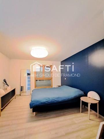 Située à Kembs (68680), cette maison, semi-mitoyenne de 126 m2, 6 pièces, 4 chambres, sur 437 m2 de terrain clôturé, belle terrasse et jardin avec vue dégagée.