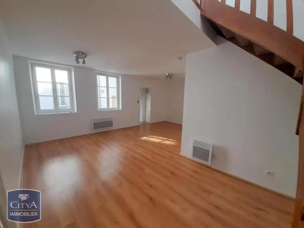 Appartement à louer 4 pièces 74.5m² Orléans (45000)