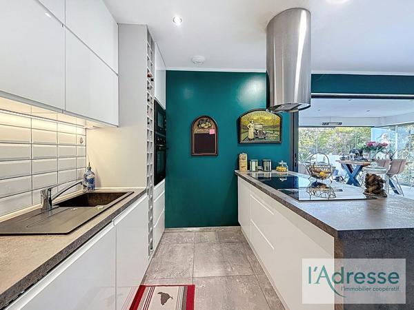 Appartement 3 pièces - 87 m² - Vue mer - Terrasse + Jardin