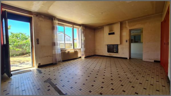 Maison à BRESSUIRE, 79300 - 6 pièces 111m²