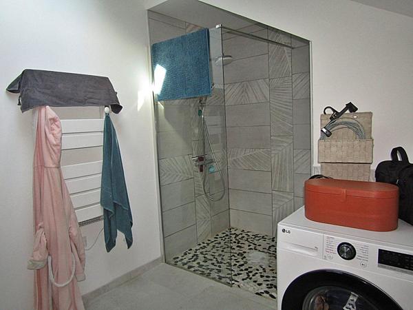 Location                                                      Appartement
                        
                     3 pièces                      79 m2                     à Raon-l'Étape