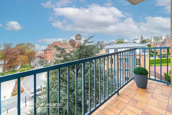 Appartement à vendre 4 pièces 101m² Valenciennes (59300)