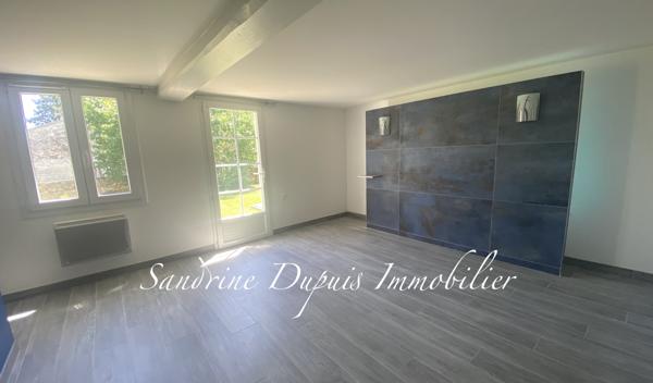 Saintes (17100) Maison charentaise lumineuse rénovée avec jardin et appentis.