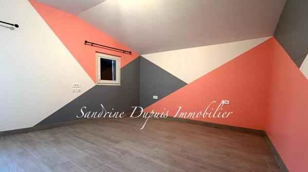 Saintes (17100) Maison charentaise lumineuse rénovée avec jardin et appentis.