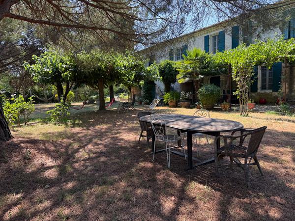 Une propriété d'exception 282m² - 7500m² de terrain