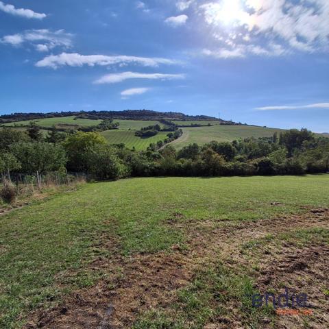 Terrain viabilisé de 1240m² avec vue dégagée