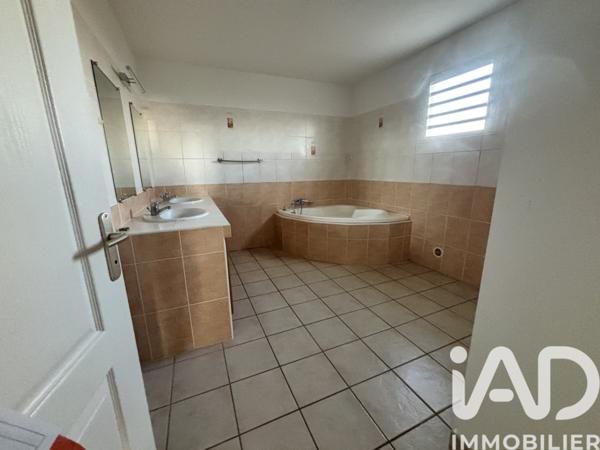 Maison à vendre 5 pièces 135 m² Saint-Pierre