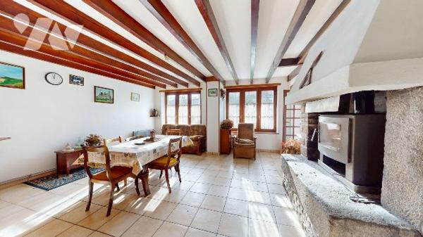 MAISON AVEC JARDIN PAYSAGER - PIERREVILLE