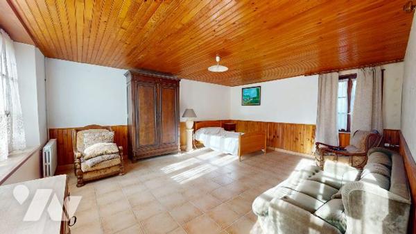 MAISON AVEC JARDIN PAYSAGER - PIERREVILLE