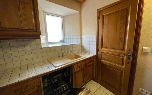 Maison à louer    4 pièces •  Chastel-Nouvel