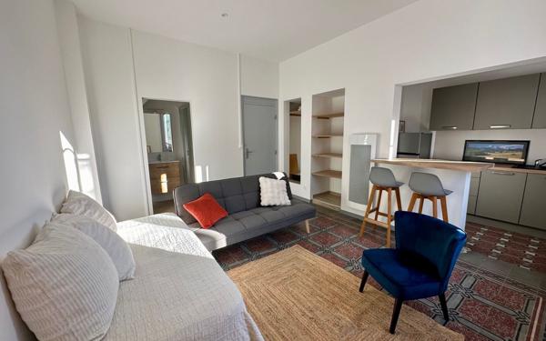 Appartement à louer    1 pièce •  Narbonne
