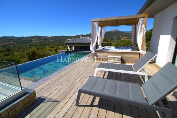 Villa d'Exception — Vue Panoramique Mer & Tour Génoise — Cargèse
