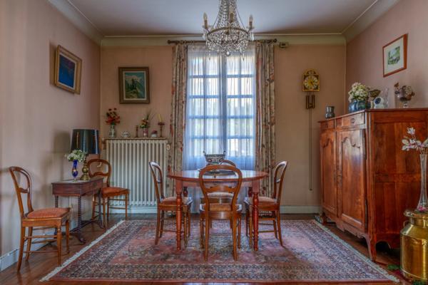 Maison et dépendance à vendre à SAINT CYR SUR LOIRE (37)