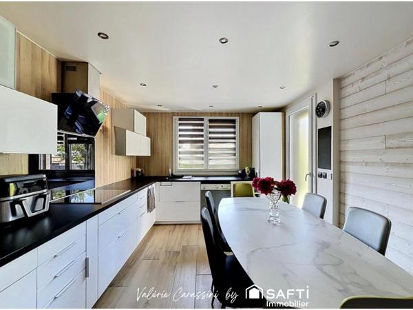 MAISON FAMILIALE DE 149 m²