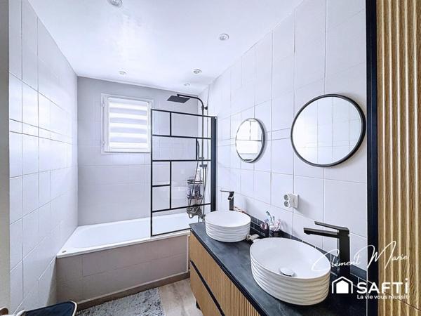 Maison Familiale individuelle de 95 m2 avec terrain de 407 m2 et garage