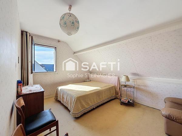 Maison 5 chambres sous-sol garage à rénover