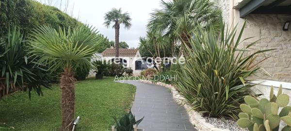 Maison à SAUJON, 17600 - 8 pièces 201m²