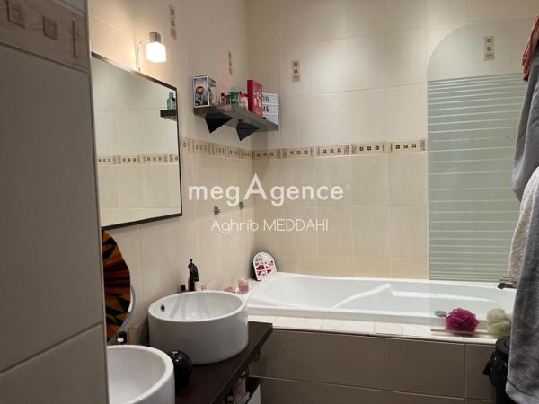 Maison à SAUJON, 17600 - 8 pièces 201m²