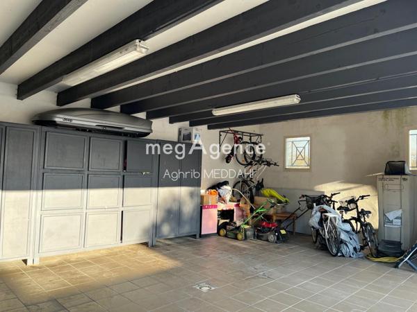 Maison à SAUJON, 17600 - 8 pièces 201m²