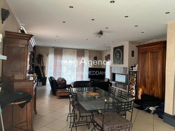 Maison à SAUJON, 17600 - 8 pièces 201m²