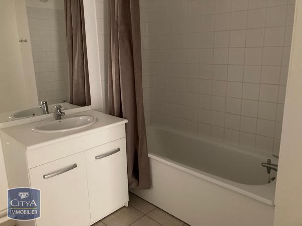 Appartement à louer 2 pièces 48.57m²