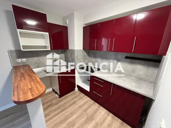 Location Appartement 2 pièces 44.7 m² - 49 RUE GERRY ROUFS Beziers 34500