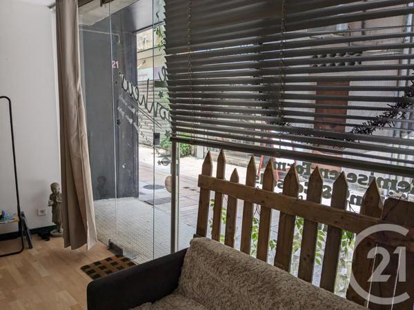 Appartement Local à vendre  2 pièces - 58,52 m2 BAGNOLS SUR CEZE - 30