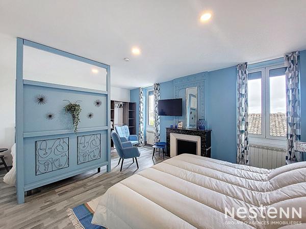 A Vendre 2 Maisons en pierre de caractère avec jardin et piscine au centre de Lectoure.