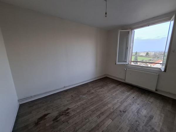 Appartement T3, dernier étage 54m2. Idéal investissement locatif ou premier achat.