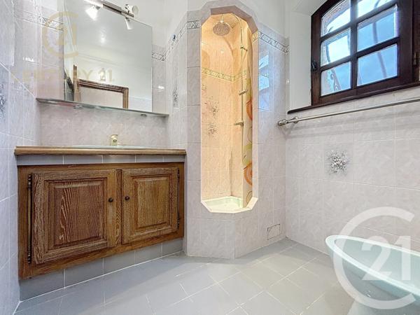 Maison à vendre  5 pièces - 175,95 m2 GRASSE - 06