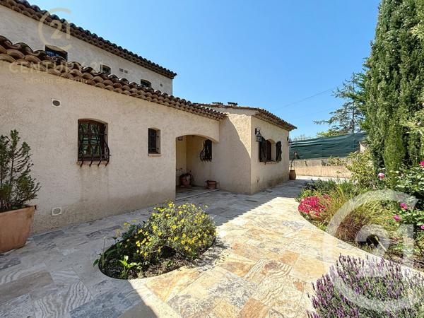 Maison à vendre  5 pièces - 175,95 m2 GRASSE - 06