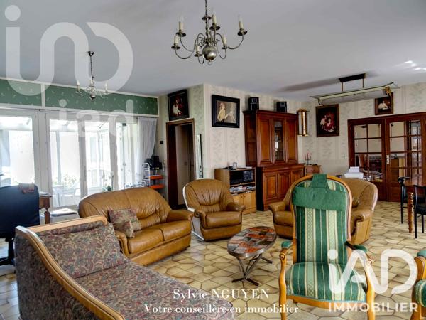 Maison à vendre 5 pièces 166 m² Angoulême