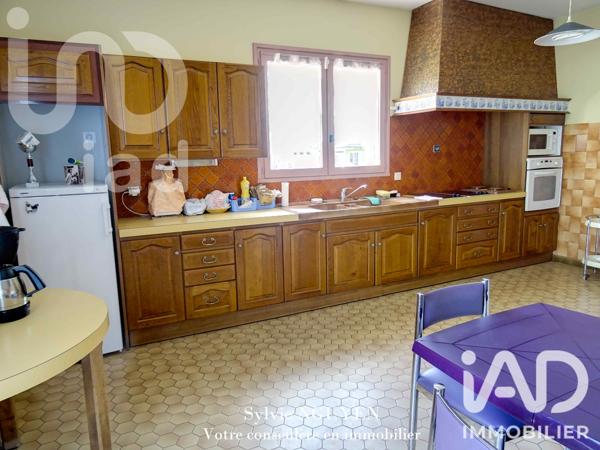 Maison à vendre 5 pièces 166 m² Angoulême
