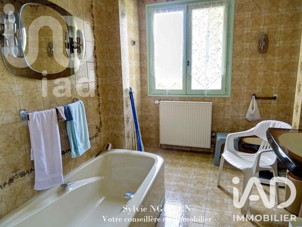 Maison à vendre 5 pièces 166 m² Angoulême
