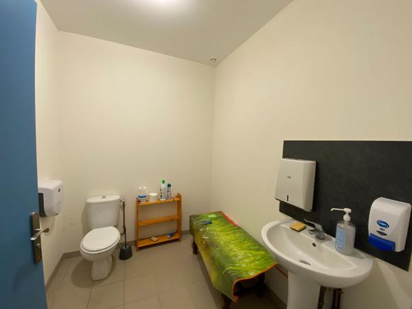 COMMERCIAL PONT L ABBE D ARNOULT - 486 m2