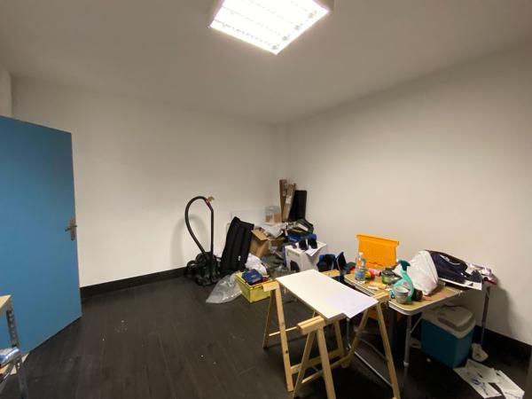 COMMERCIAL PONT L ABBE D ARNOULT - 486 m2