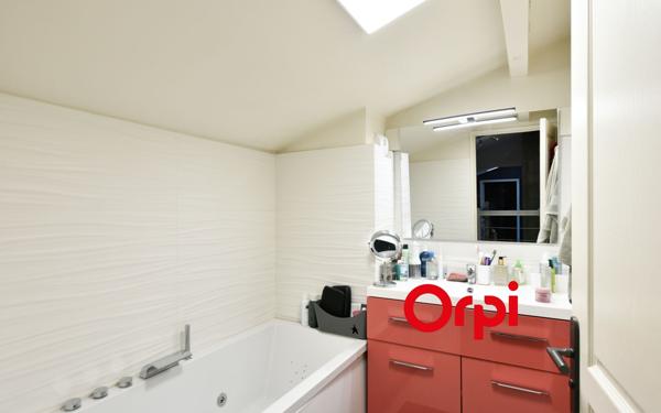 Appartement à vendre    4 pièces • 96,28 m2 Chaponost