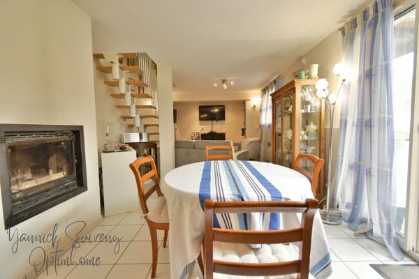 MAISON 4 FACES AVEC TERRASSES / SECTEUR CAP DE FRONT